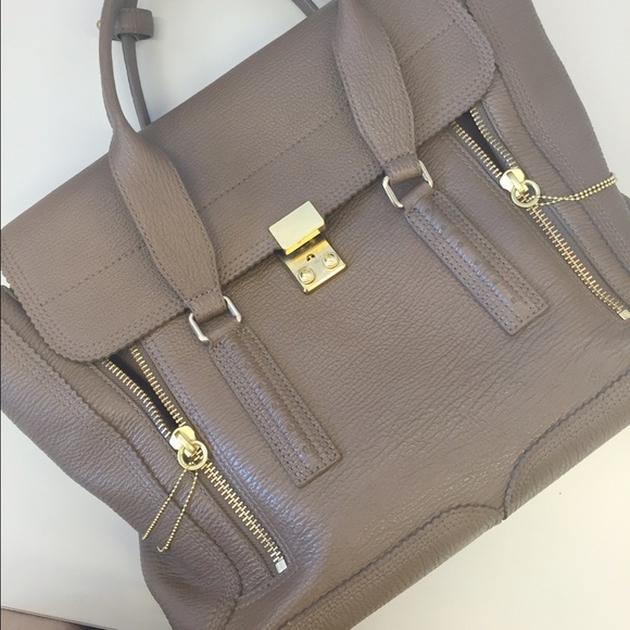 3.1 Phillip Lim Pashli  Large - Picture 2 of 4